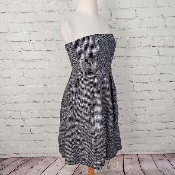 J Crew pleated strapless Black White Dress cotton sz 4 - Picture 2 of 5
